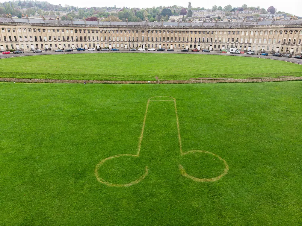 pene a royal crescent