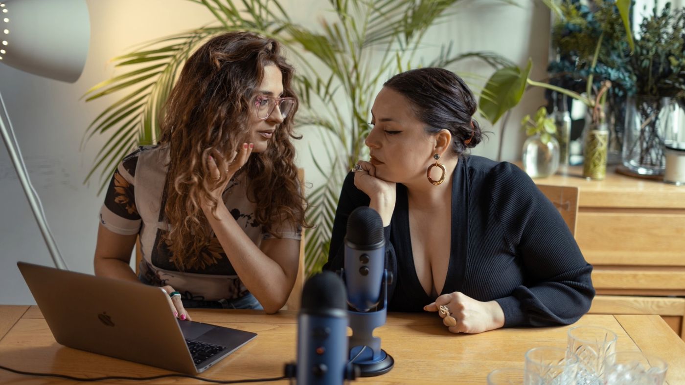 intervista alle ideatrici del podcast scappati di casa