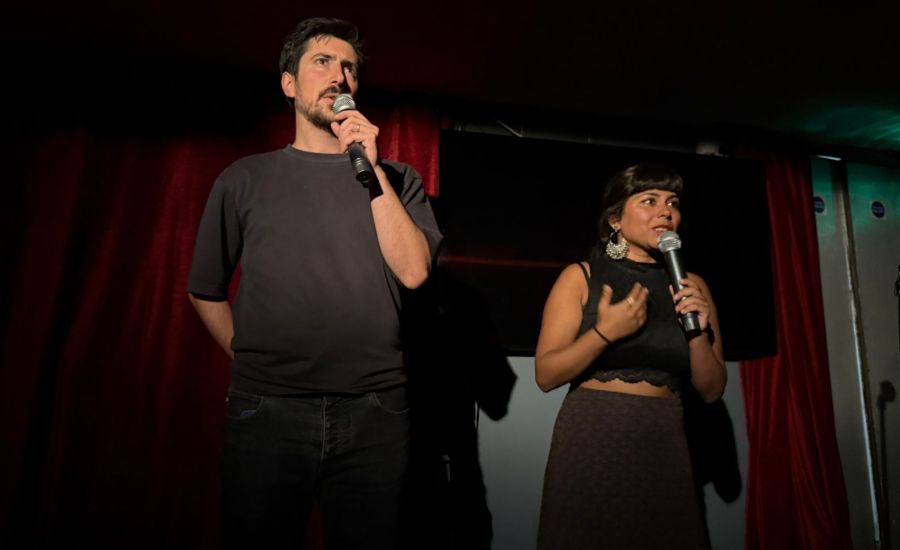 Link all'articolo: "Mamma ho perso l’aereo da Stansted 2”: a Soho la comicità tra Italia e Regno Unito