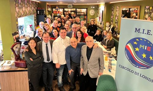cena delle feste del mie di Londra