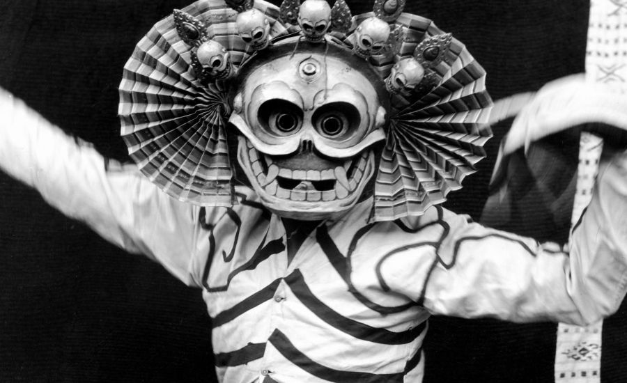 Link all'articolo: “Fosco Maraini. Fotografie di un Citluvit” a Londra