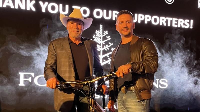 malenotti e Schwarzenegger