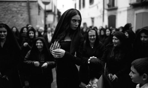 donne di mafia a Londra e bath