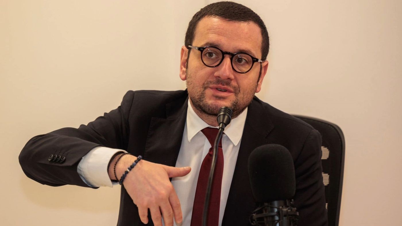 proposta di legge sui passaporti di toni ricciardi