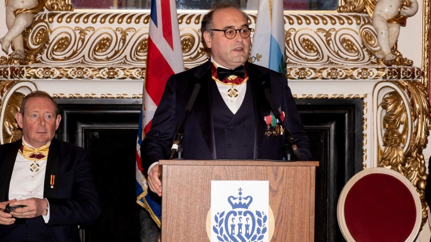 gli auguri del console di San Marino Maurizio Bragagni