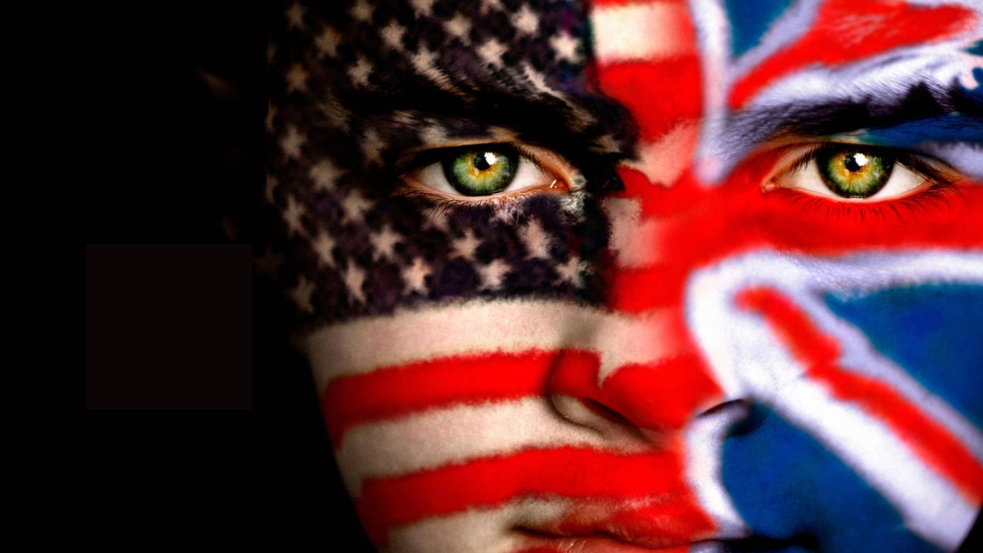Volto dipinto con le bandiere americana e britannica, simbolo dell’unione tra i due Paesi