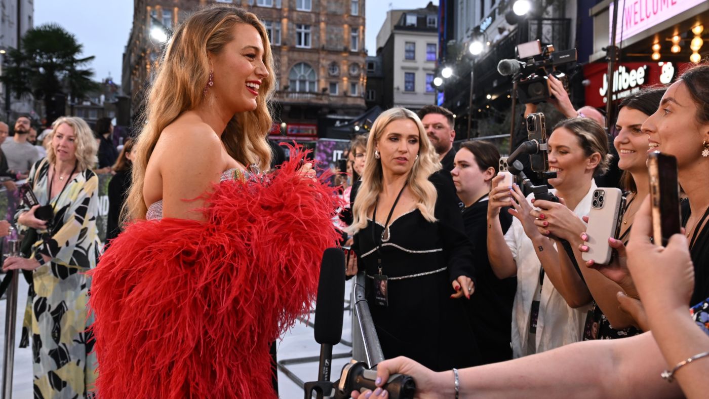Blake lively a londra per la prima di it ends with us