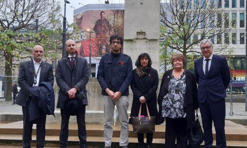 cerimonia 4 novembre manchester