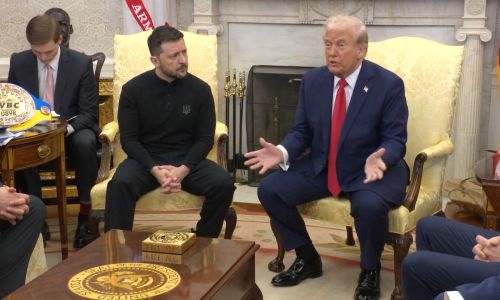 linguaggio del corpo durante l'incontro tra trump e Zelensky