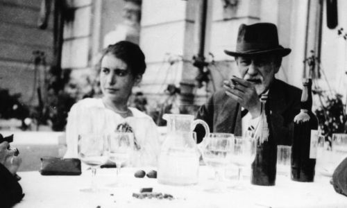 anna_sigmound_freud_father_daughter_Martha_psychoanalytical_practice_clinic_london