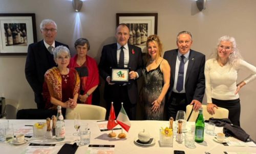 l'incontro tra il circolo mie dell'isola di man e il ministro capo dell'isola